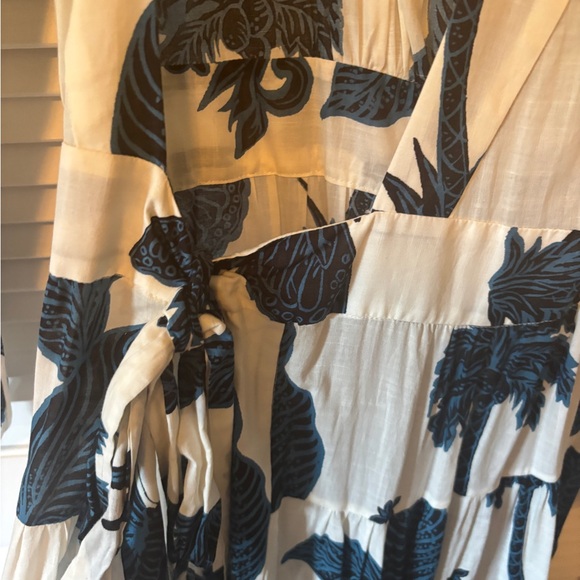 Banana Republic Black and White Asymmetrical Sundress - Picture 2 of 4